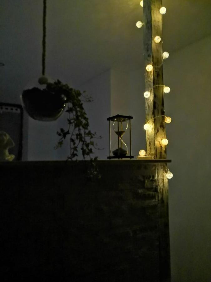 Studio Zen Et Cosy, Neuf En Pleine Ville Saint-Claude Eksteriør bilde